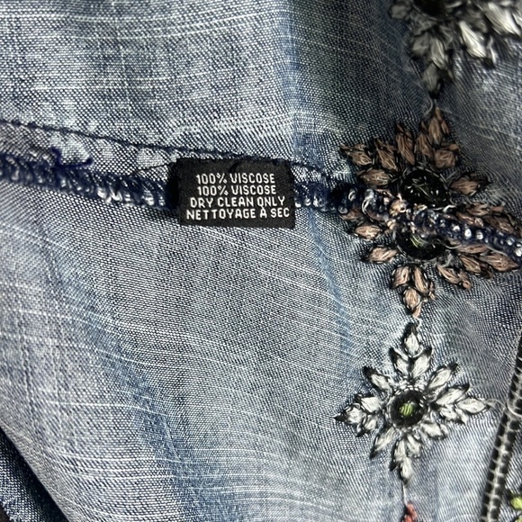 Tolani Eagle Creek Tunic size: medium - Picture 9 of 9